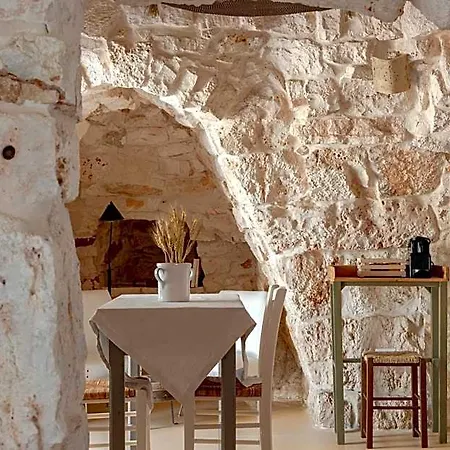Hotell Augusta Trulli *